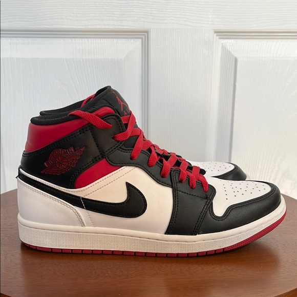 Jordan Other - Jordan Nike Sneakers (Men's Size: 9)